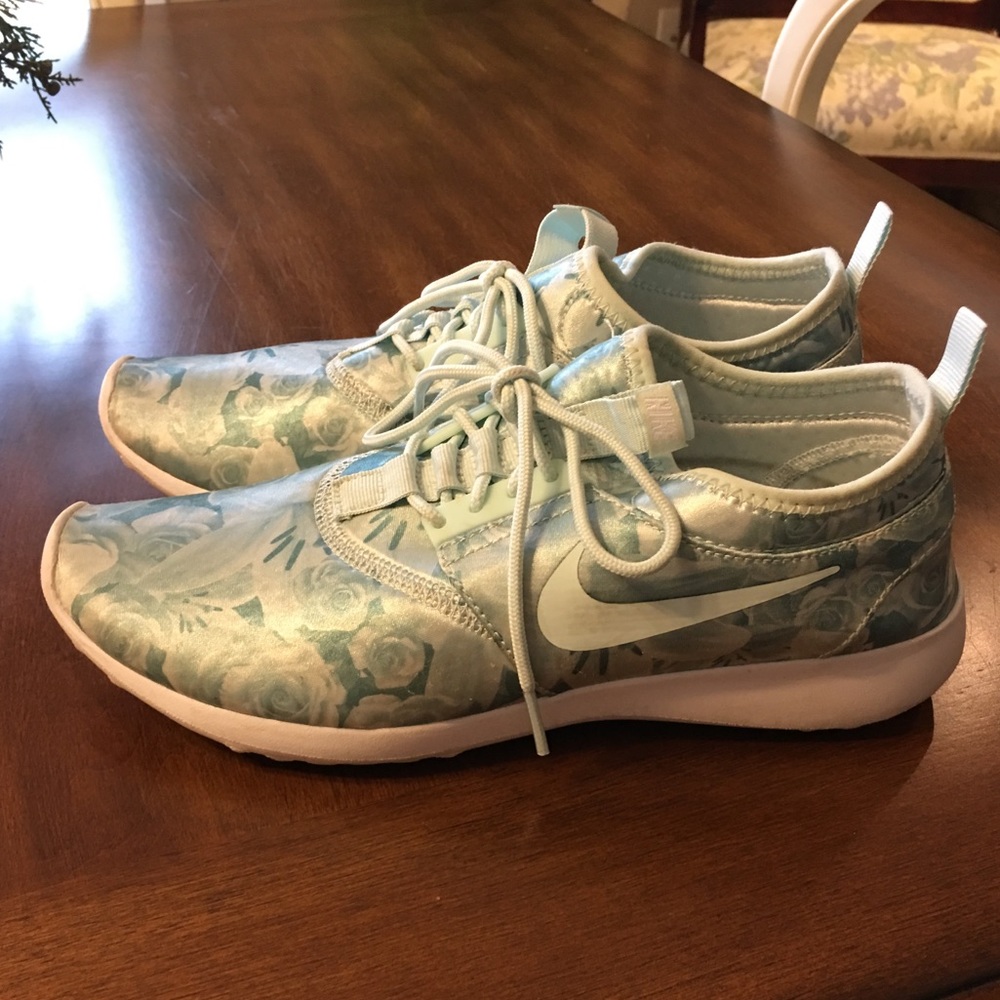 Mint green Nike shoes